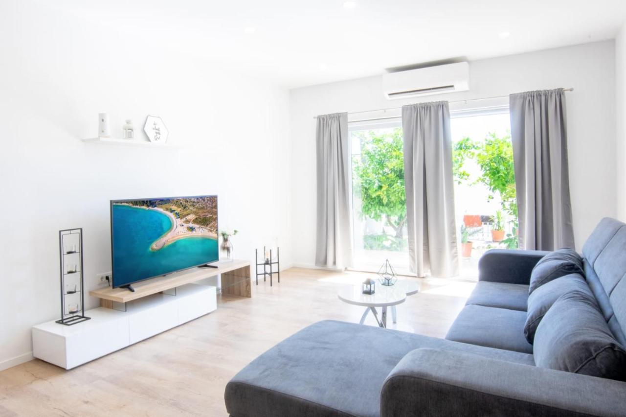 Apartment Cvita Free Beach Parking Makarska Dış mekan fotoğraf